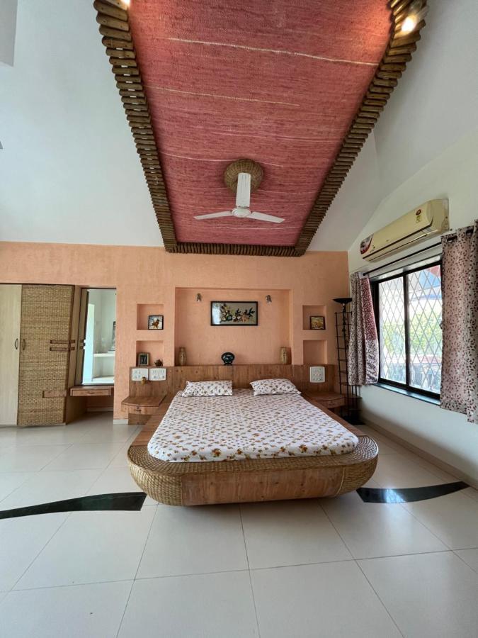 Villa The Aura Lonavala Extérieur photo