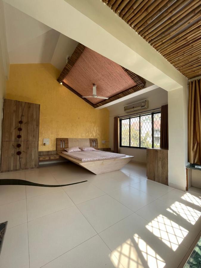 Villa The Aura Lonavala Extérieur photo